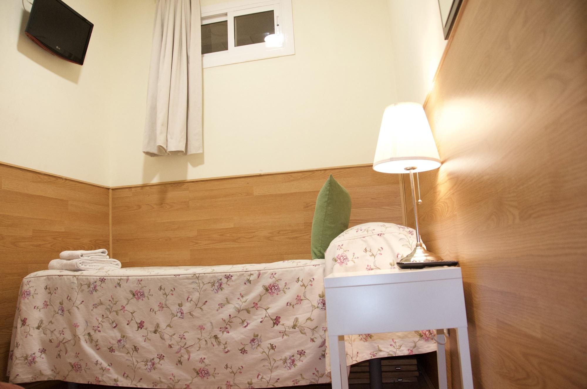 Hostal Nersan2 مدريد المظهر الخارجي الصورة