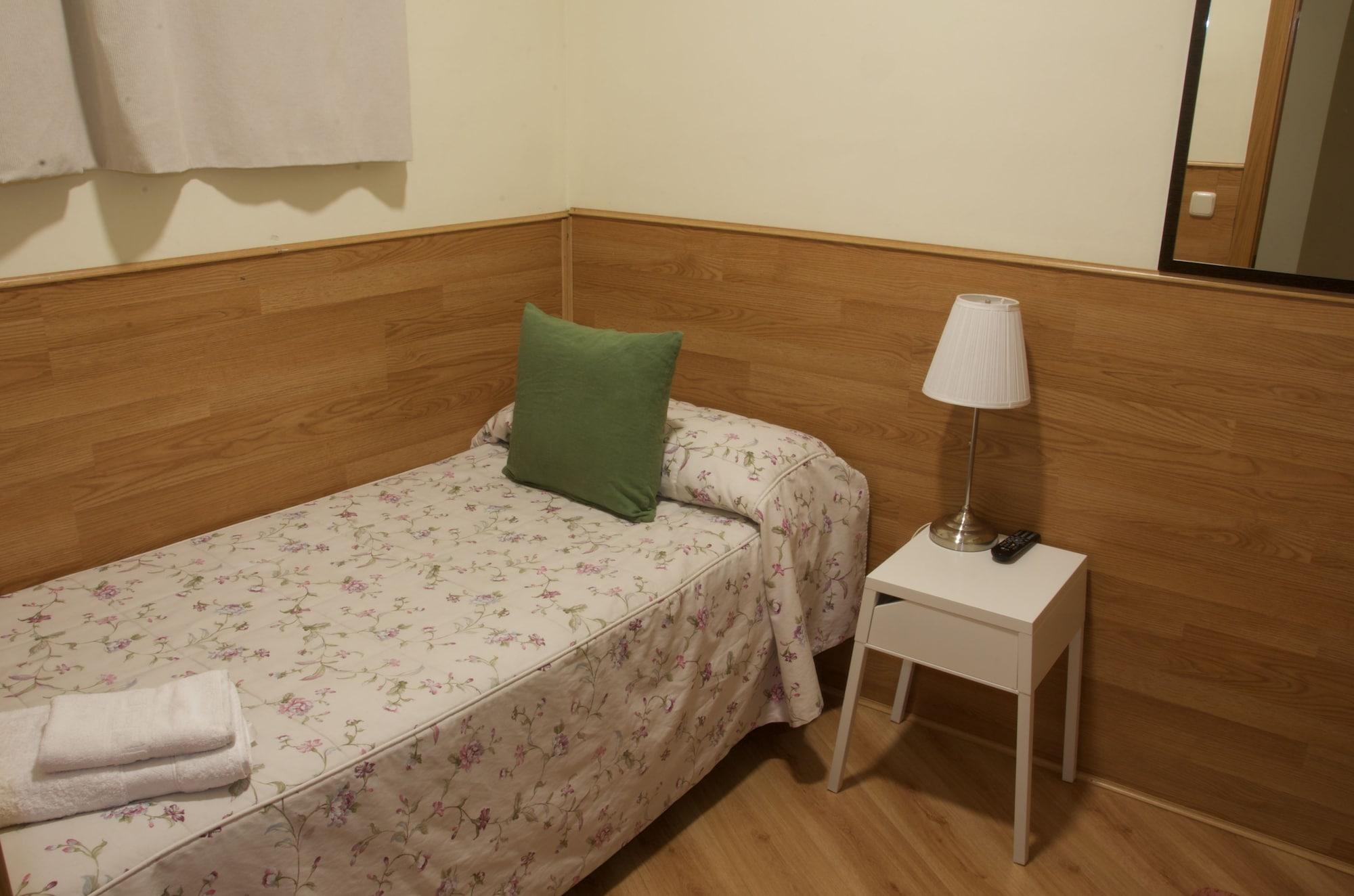 Hostal Nersan2 مدريد المظهر الخارجي الصورة