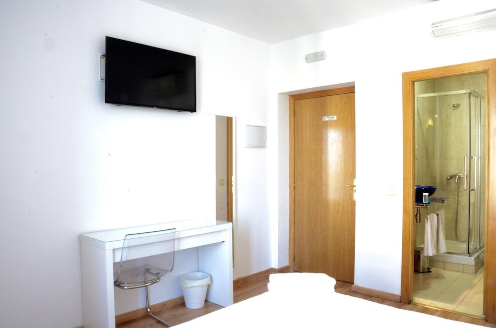 Hostal Nersan2 مدريد المظهر الخارجي الصورة