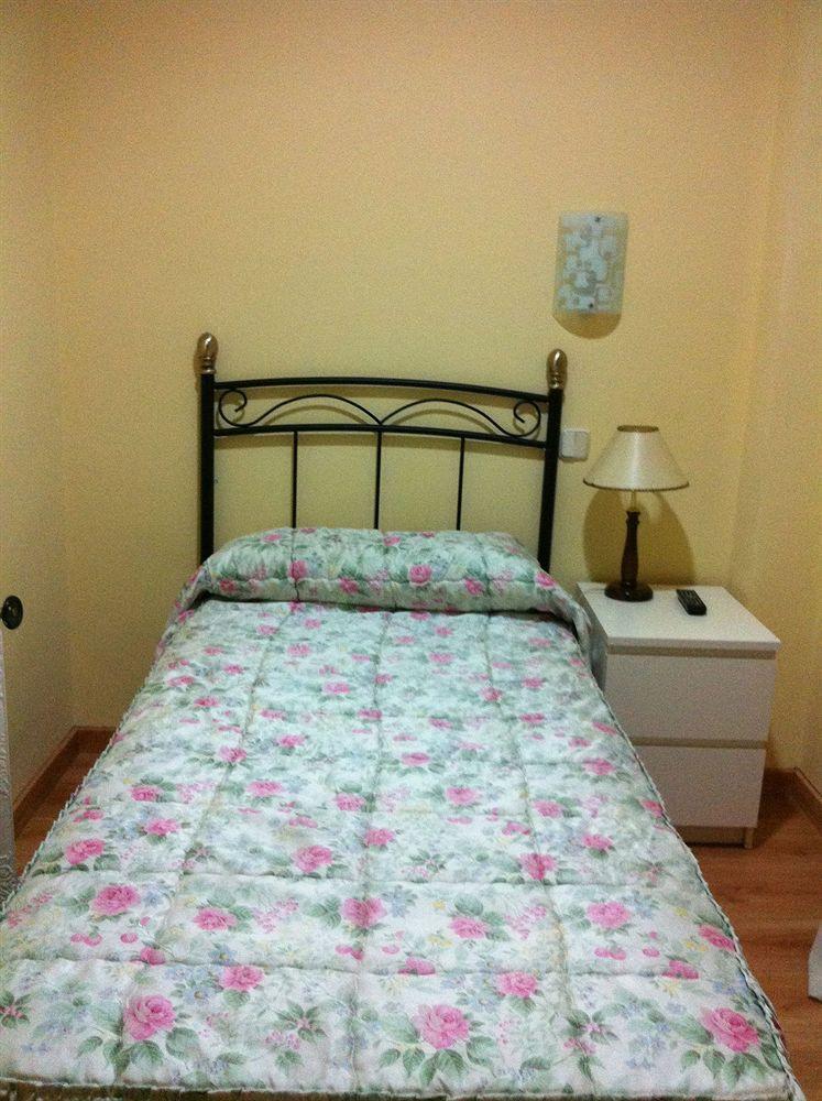 Hostal Nersan2 مدريد المظهر الخارجي الصورة