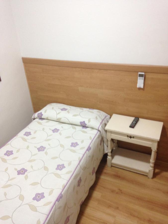 Hostal Nersan2 مدريد المظهر الخارجي الصورة
